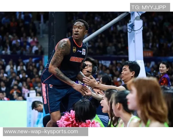 马尚布鲁克斯的篮球之路:从新秀到明星的成长历程与成就分析